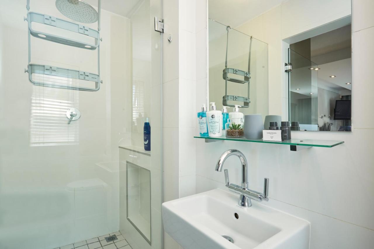 Secure Complex Close To Waterfront * Cape Town